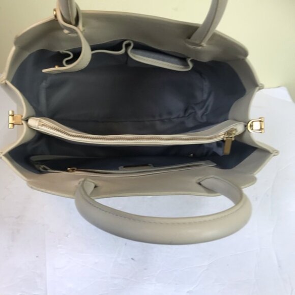 Aritzia Auxiliary Bega Leather Satchel Structured Bag Crossbody Shoulder Bag Tan - Picture 4 of 16